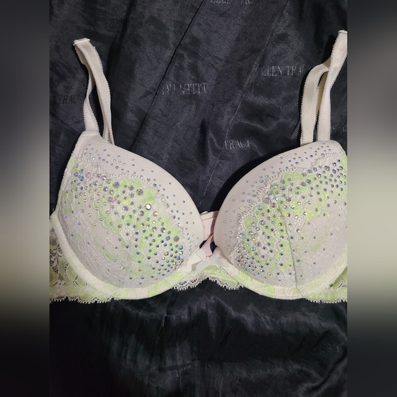 Victoria's Secret Dream Angels Push Up Lace Rhinestone Sparkle Bra - Picture 2 of 4